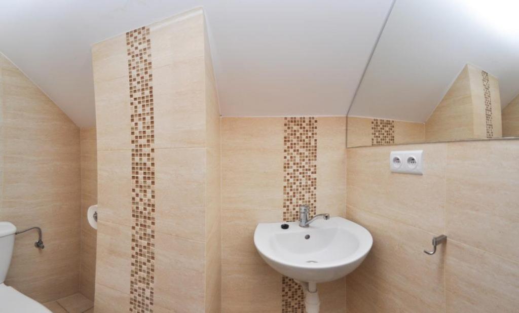 Ferienhaus Holiday Home Domki Raj Jaroslawiec Ngoại thất bức ảnh