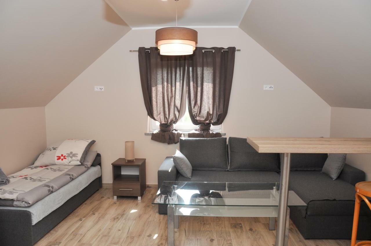 Ferienhaus Holiday Home Domki Raj Jaroslawiec Ngoại thất bức ảnh