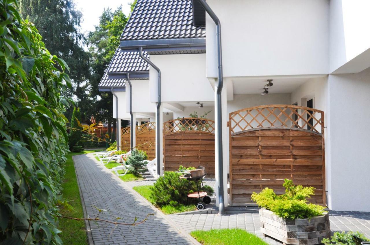 Ferienhaus Holiday Home Domki Raj Jaroslawiec Ngoại thất bức ảnh