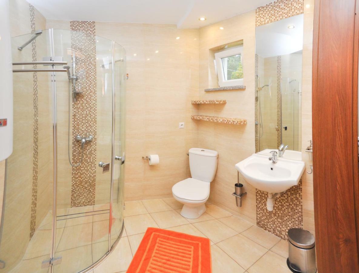 Ferienhaus Holiday Home Domki Raj Jaroslawiec Ngoại thất bức ảnh